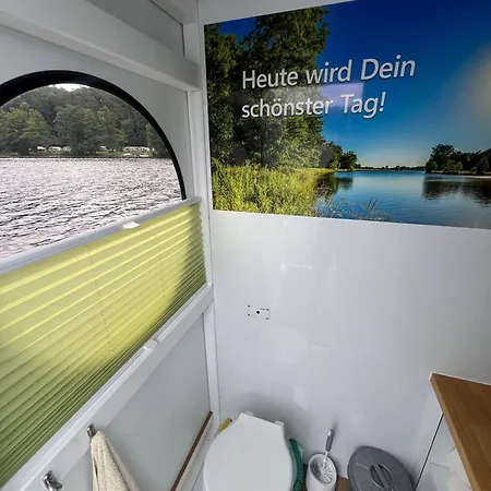 Apartment Hausboot Rollyboot Evolution 2- Feste Am Steg Joachimsthal