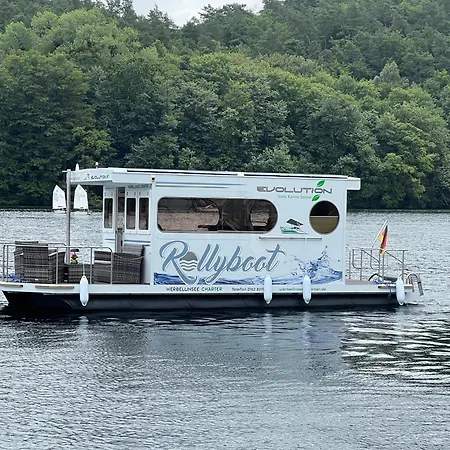 Hausboot Rollyboot Evolution 2- Feste Am Steg
