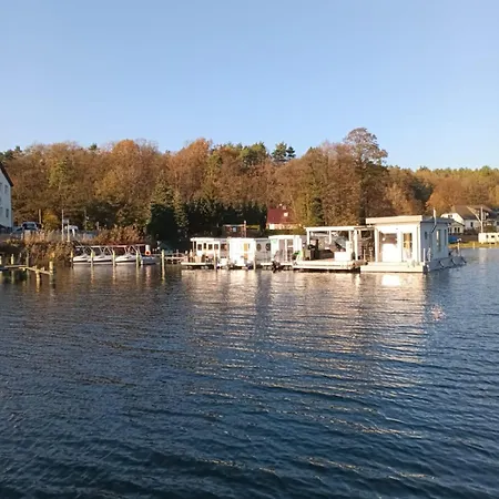 Apartment Hausboot Rollyboot Evolution 2- Feste Am Steg *
